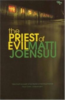 TH02 - The Priest of Evil Read online